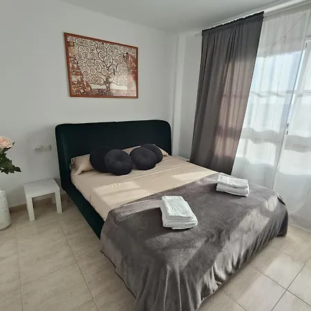 Arcoiris Residencial Apartment *